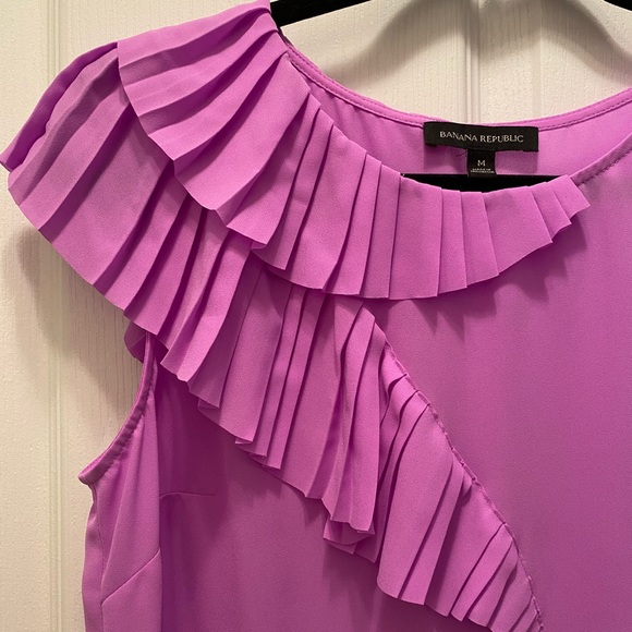 Banana Republic Pink Ruffle top - Picture 2 of 5